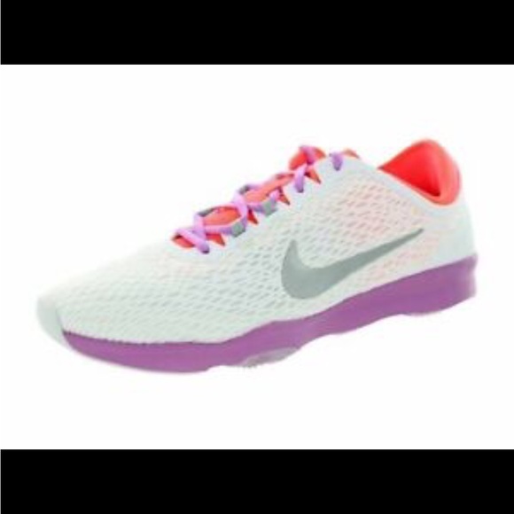 Nike Zoom Tennis Shoes Women’s Size 6.5 - Picture 3 of 7